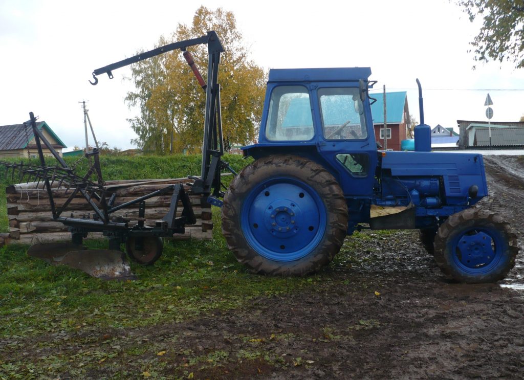 Права на трактор в Муравленке